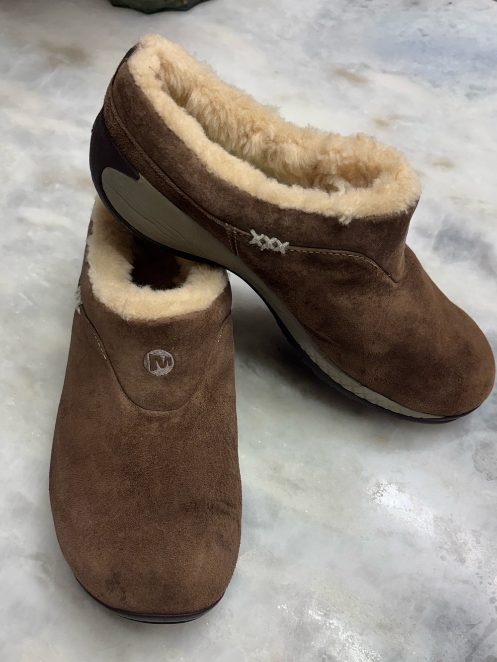 Merrell Encore Ice 4 Espresso Brown Suede Shearling Lined Clogs - Size 10
